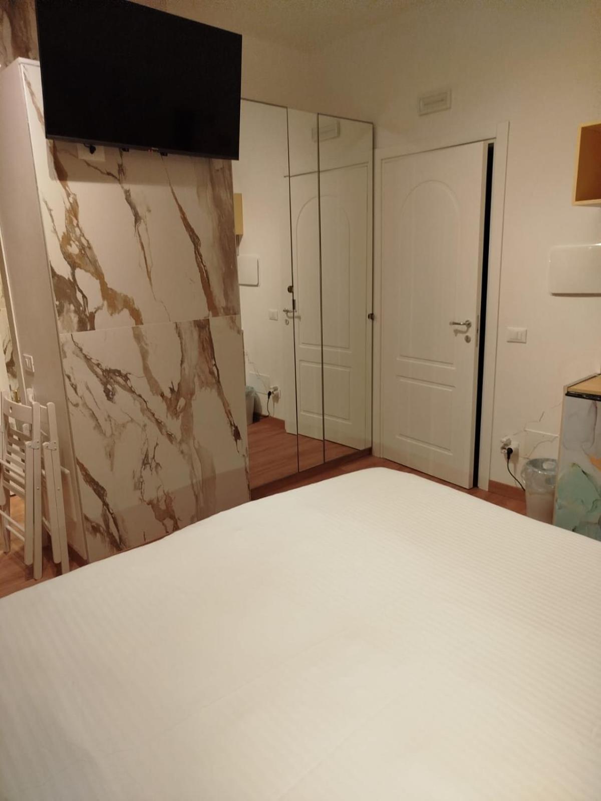 B&B Confort Реджо ди Калабрия Екстериор снимка