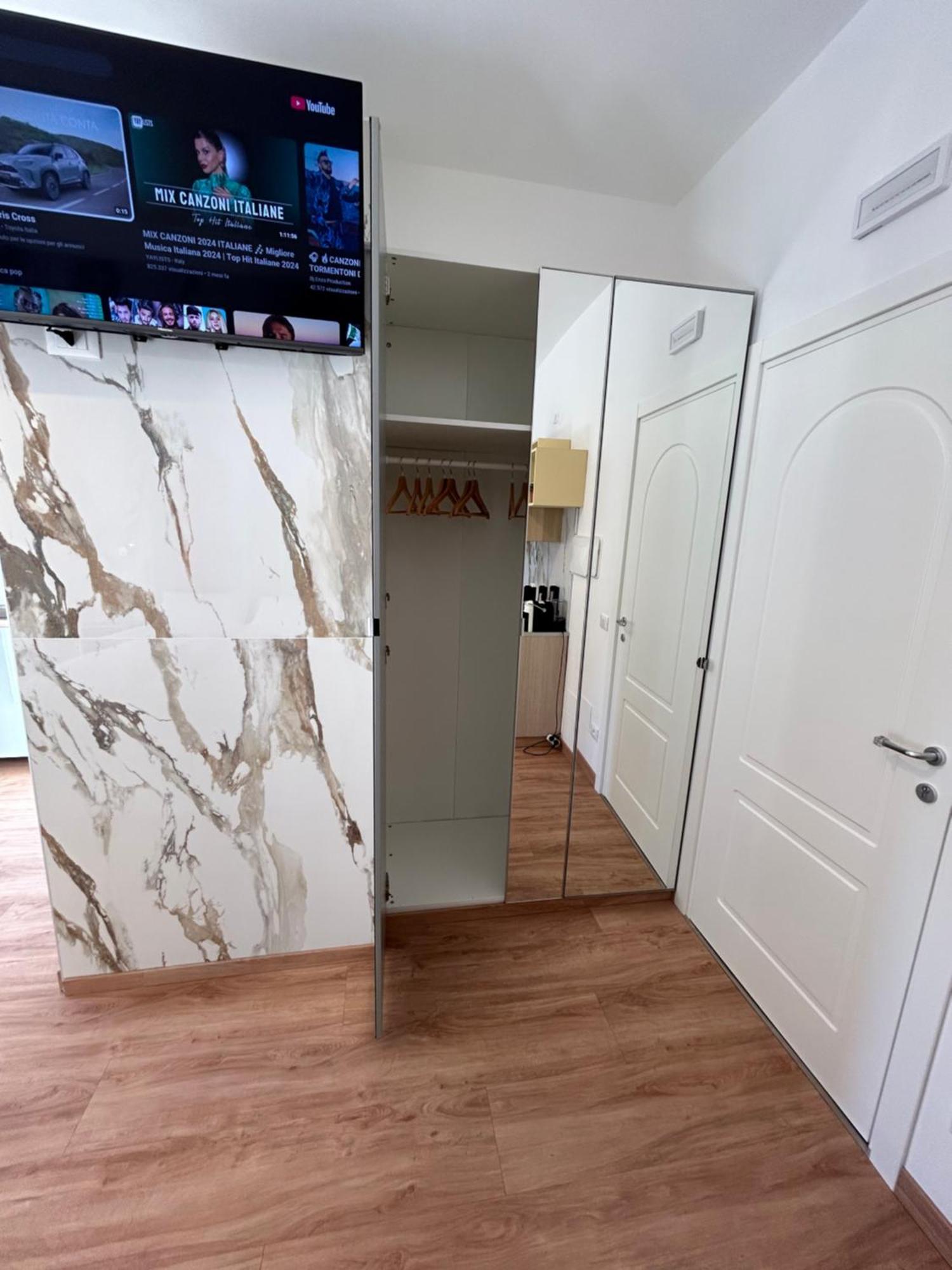 B&B Confort Реджо ди Калабрия Екстериор снимка